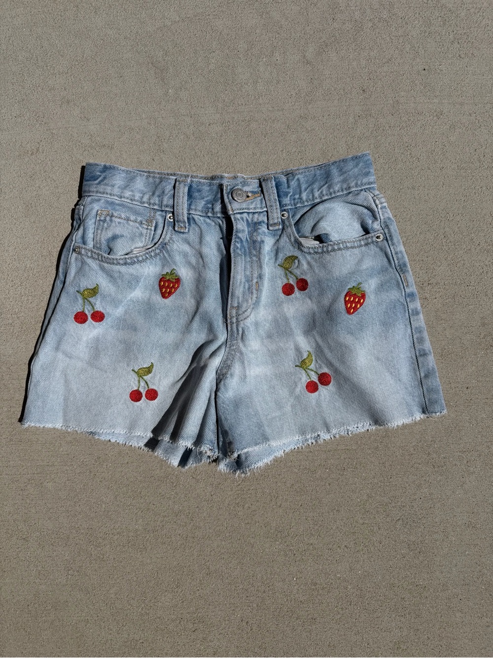 Old Navy High Rise Embroidered Fruit Denim Shorts Girls Size 12
